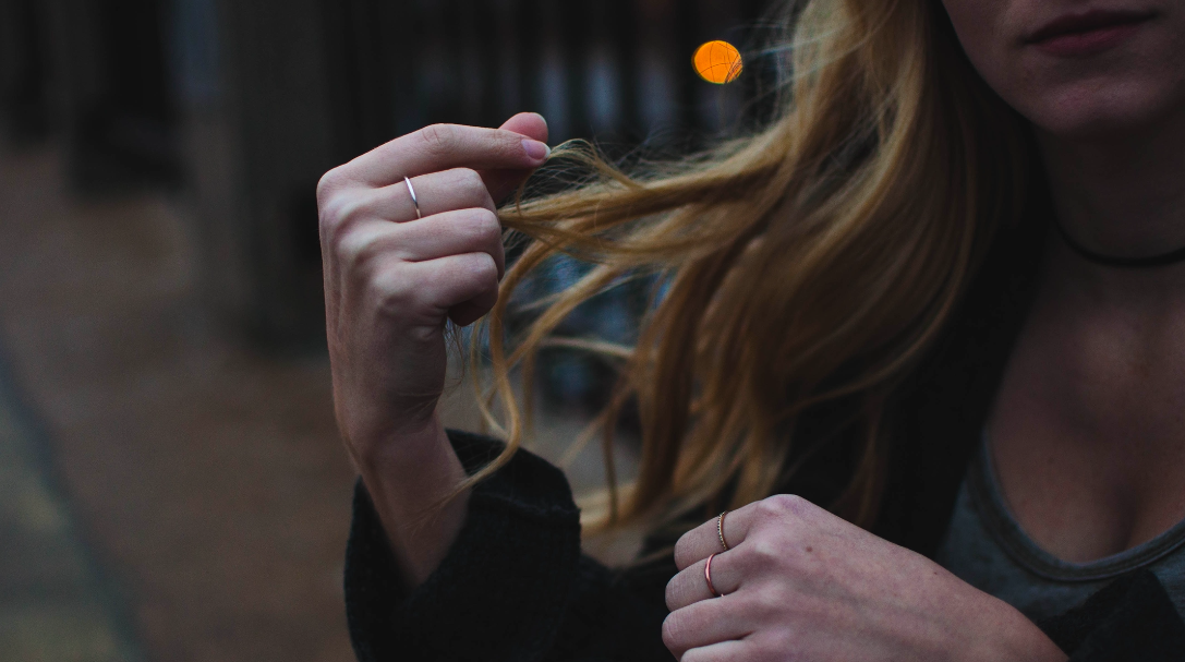 Qué es la alopecia difusa en la mujer